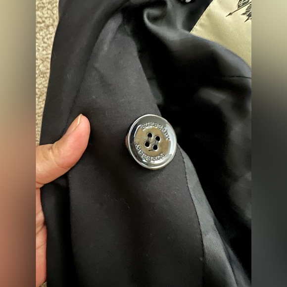 Burberry slim fit structured coat fit usa small/medium - Picture 8 of 16